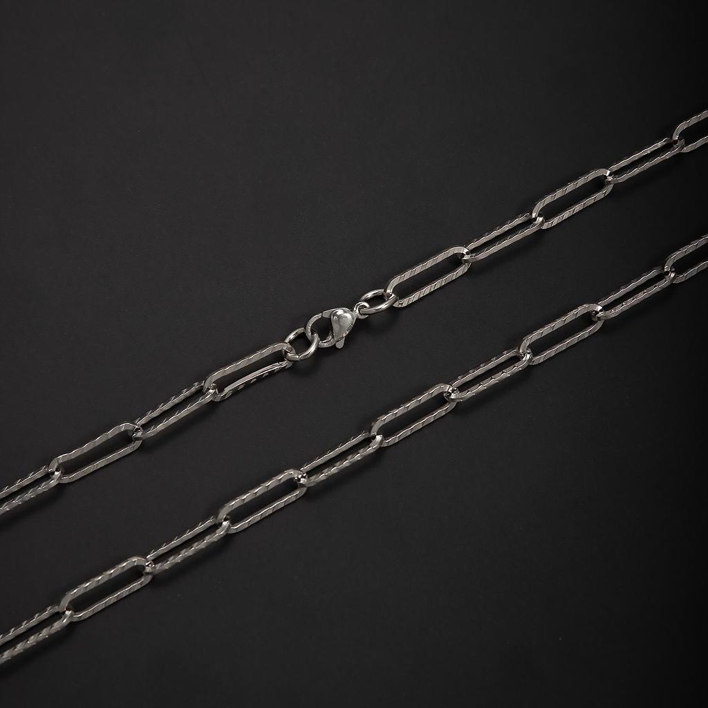 Stainless Steel Rectangular Wire Cross Chain Necklace – European & American Fashion, Light Luxury.