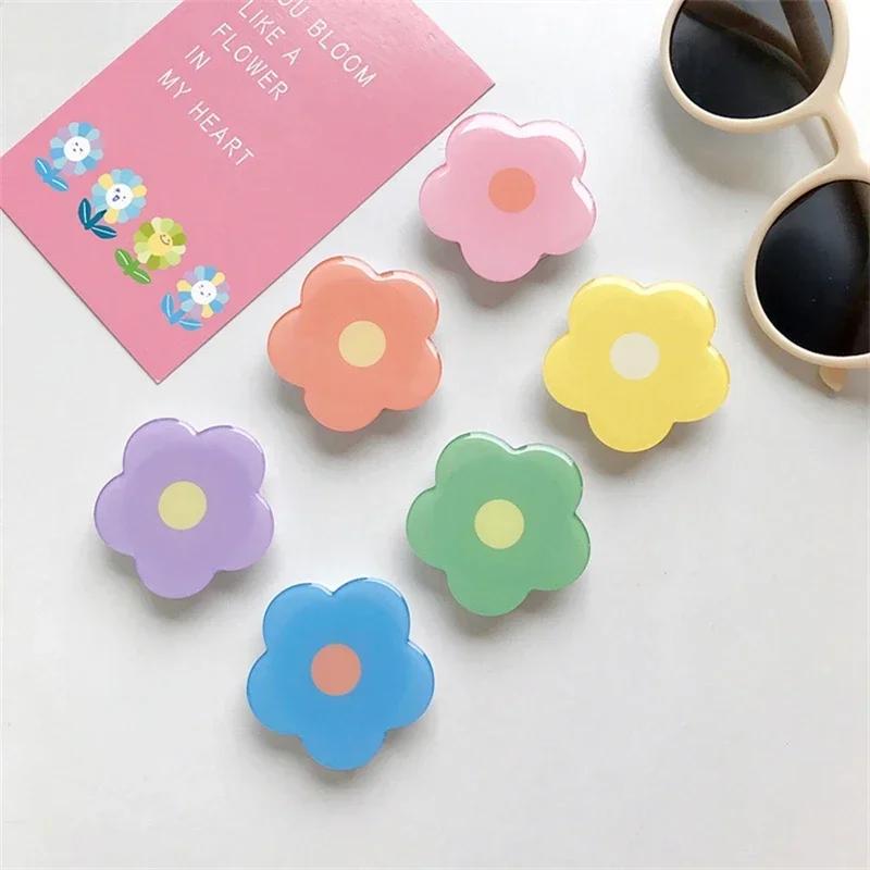 IPones 15 Finger Ring Griptok Expanding Stand Cute Flower Folding Expandable Mobile Phone Grip Holder Socket Pocket Support for