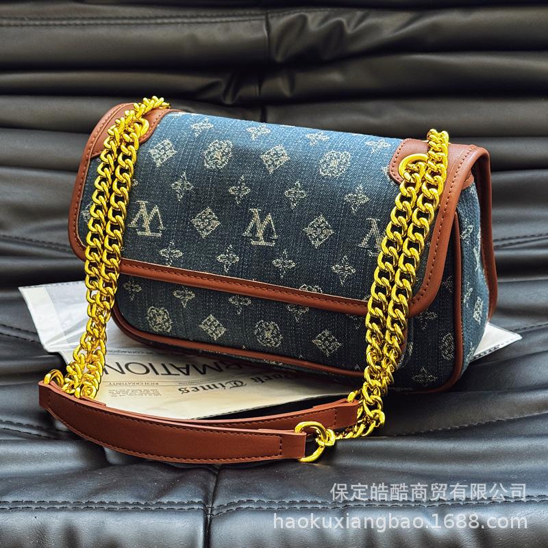 Denim bag women's summer 2025 new fashion niche design messenger bag high-end chain shoulder small square bag