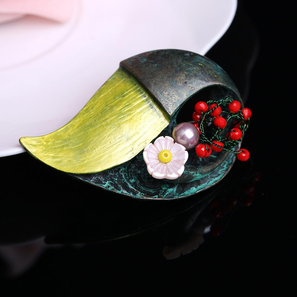 Retro Alloy Brooch High-End Sense Light Luxury Pin Jewelry Clothing Accessories High-End Corsage бронзовый