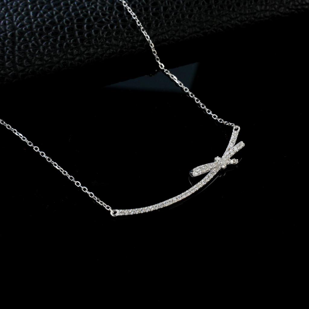 Elegant Asymmetrical Rhinestone Bow Silver Necklace - Perfect Gift for Qixi Festival, Birthday, Girlfriend or Best Friend