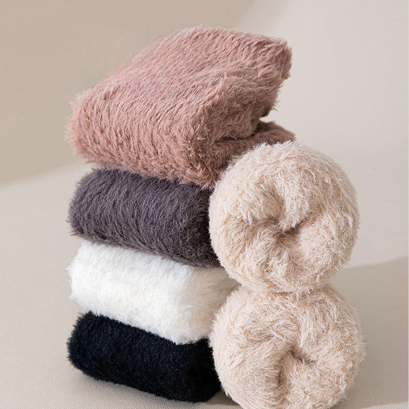 Niedrig geschnittene Anti-Rutsch-Bodensocken, Korallenfleece-Socken, Damen Herbst- und Winter Verdickte Fleece Warme Kurze Socken, Haus-Schlafsocken, Bootssocken