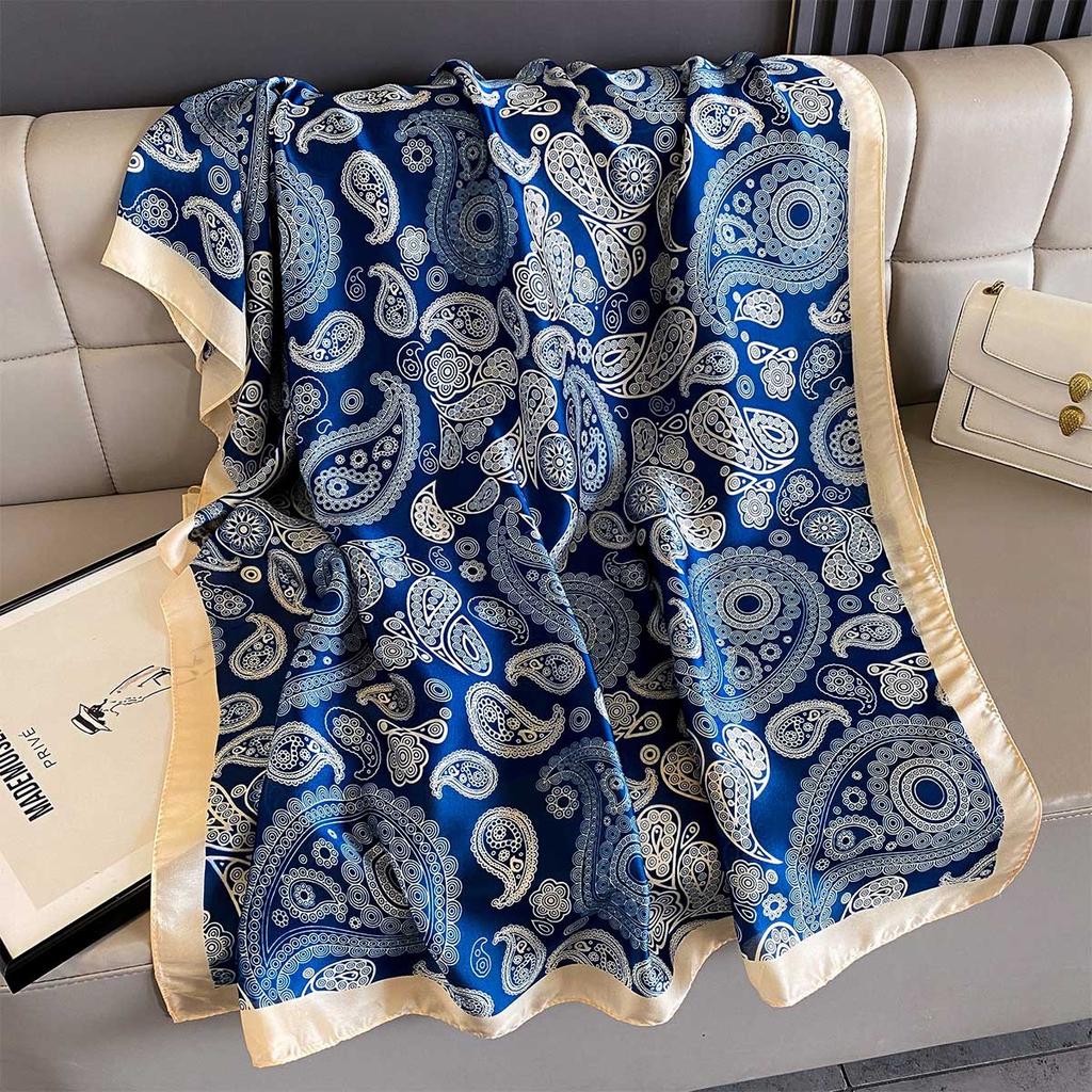 130cm New Arrival Belt Chain Scarf For Ladies Brand Silk Scarf  Design Big Square Scarf Women Neckerchief Twill Sunscreen Shawl