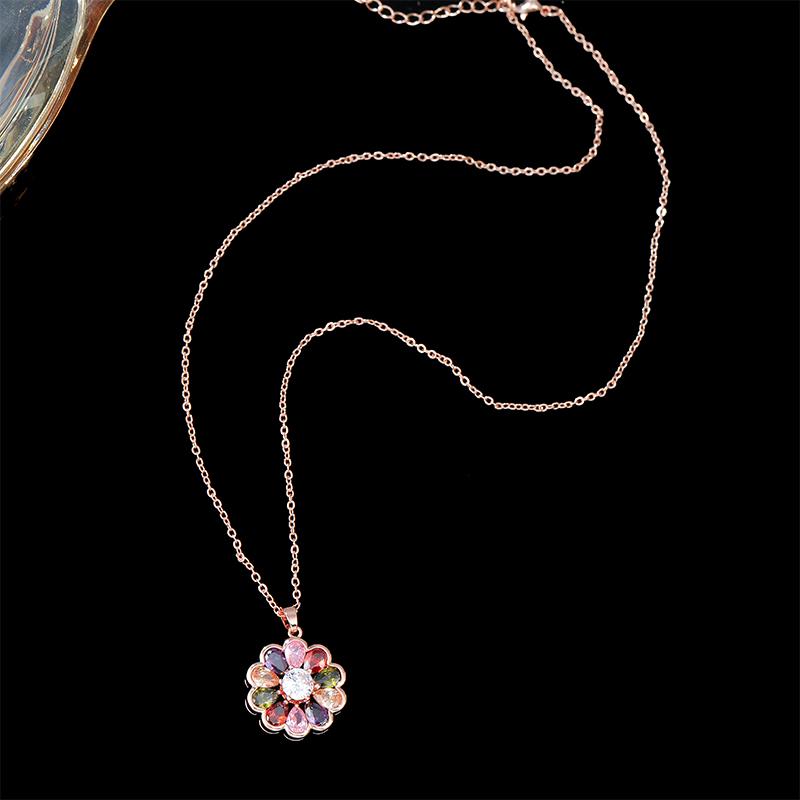 Colorful rose gold ladies flower necklace Design Sense Luxurious Pendant Necklace For Woman Fashion Jewelry