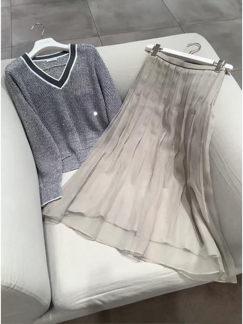 

BC Silk Half Skirt - High-End Old Money Style with Kegen Silk Beaded Chain Small шампанского
