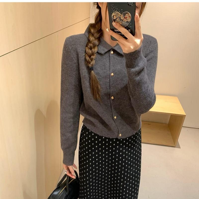 

Весна и Осень новый простой и тонкий омолаживающий нежный ветер топ кардиган однотонный лацкан длинный рукав вязаный свитер женский One size темно-серого