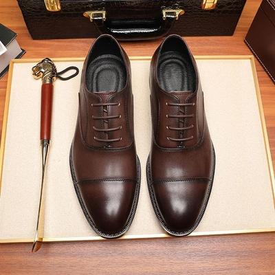 Automne et hiver nouvelles chaussures en cuir pour hommes chaussures Oxford d'affaires chaussures en cuir habillées confortables et polyvalentes chaussures de mariage à trois articulations hommes