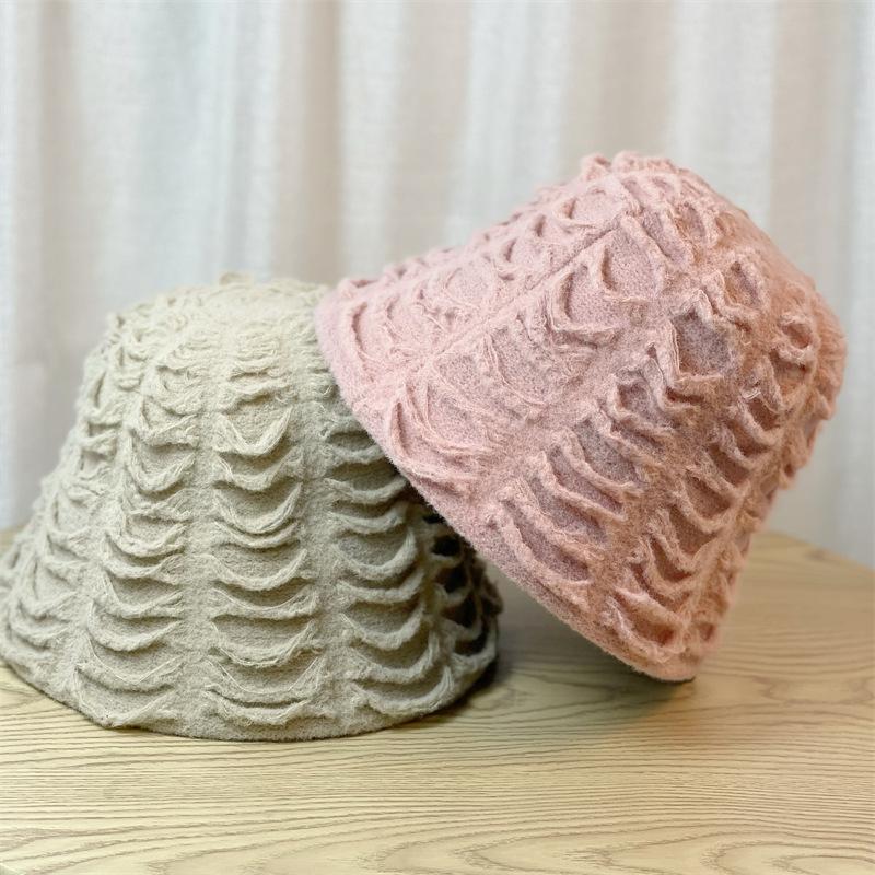 Autumn and Winter Korean Style Versatile and Fashionable Ear Protection Basin Hat with Small Holes Showing Face To Keep Ears Warm