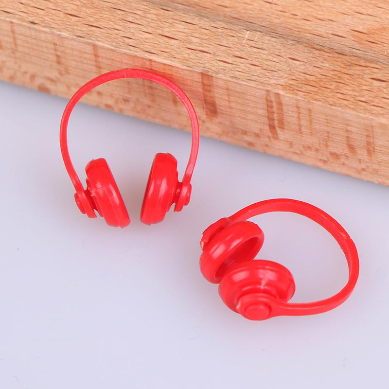 2Pcs 1/12 Headphone Doll House Decor Classic Toys For Child Kids Gift Dollhouse Miniatures Plastic Wireless Earphone