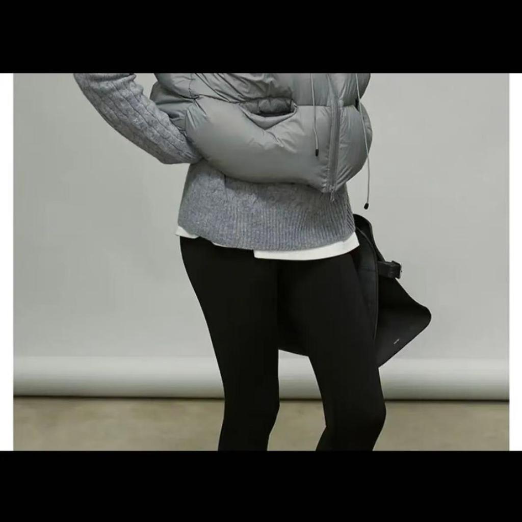 Winter 2025 Women's High-Quality Goose Down Hooded Puffer Vest - Fashionable and Thickened for Warmth