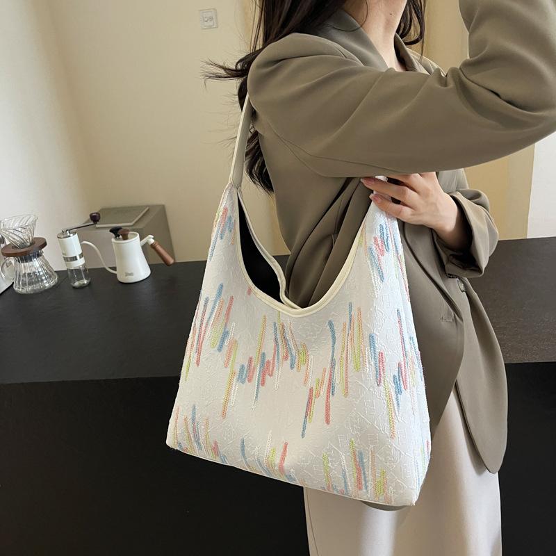 

Повседневная сумка из нейлоновой ткани большой вместимости, женская сумка через плечо 2024 года, легкая сумка через плечо, сумка под мышкой бежевый