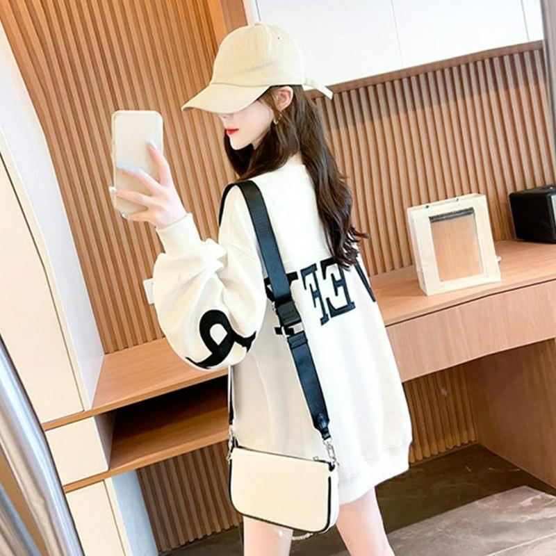 Round Neck Sweater Women's Autumn Design Sense Embroidered Letter Pullover Thin Sweater Women