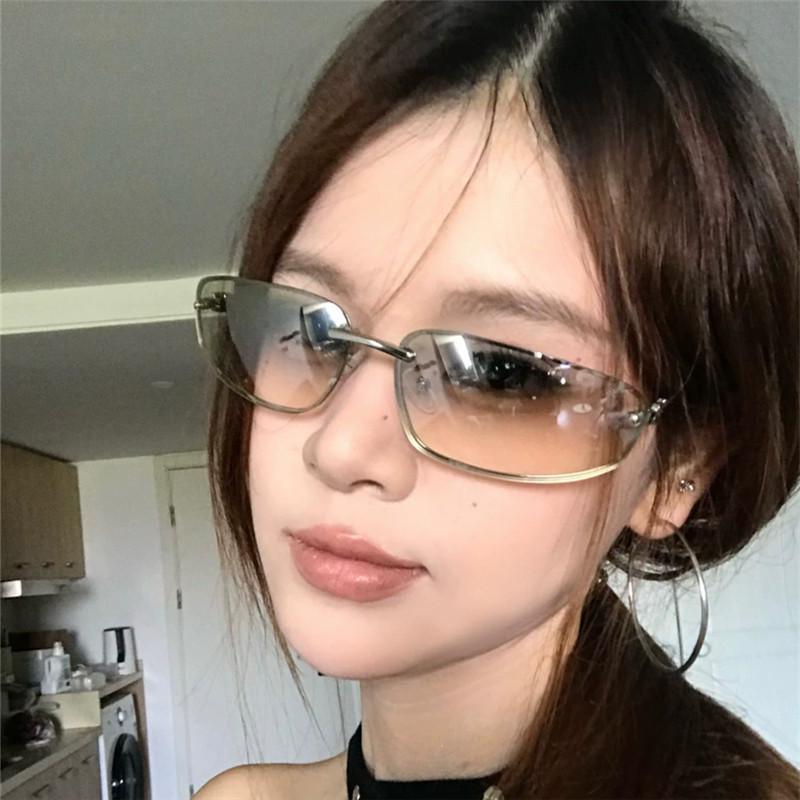 Retro Y2K Cat Eye Sunglasses - Silver Metallic, High-End European & American Style