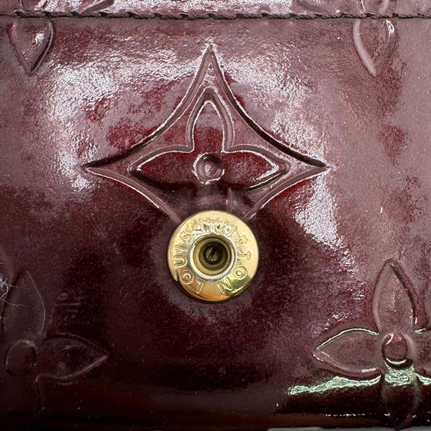 LOUIS VUITTON 4 hooks Monogram Vernis leather Multicles4 Key holder  Amarrant leather Women Used