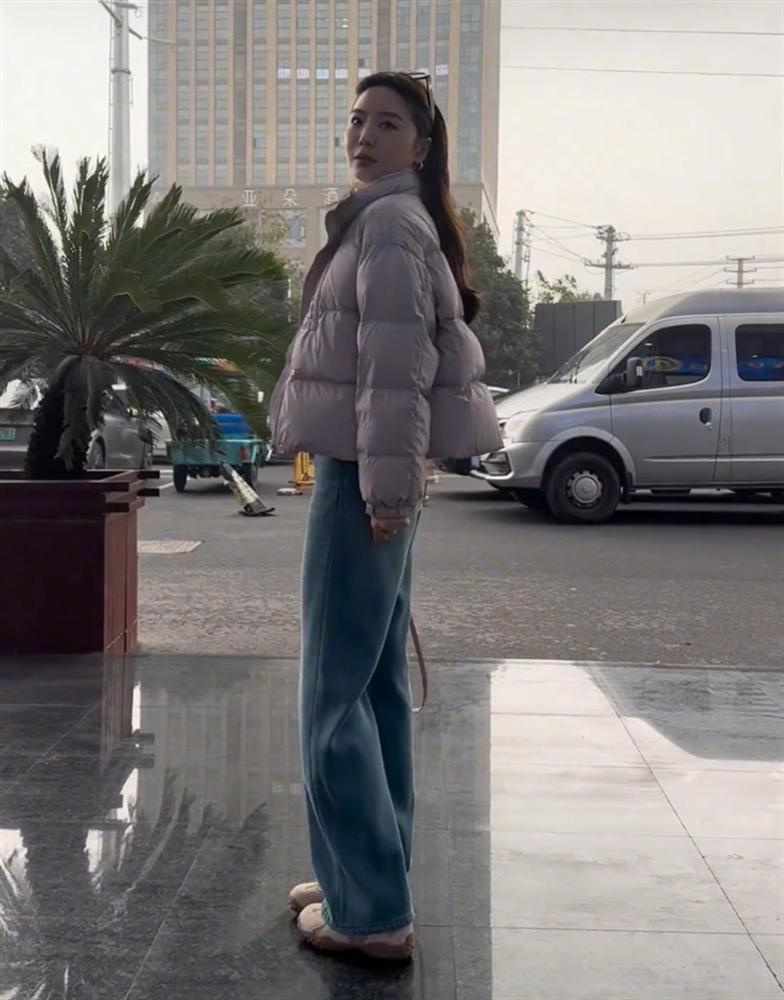 Women's 2024 Winter Down Cotton Short Stand-Up Collar Loose-Fit Jacket