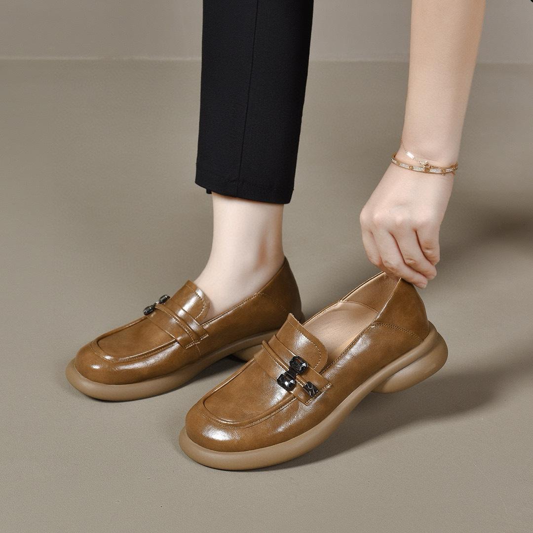 

Кожаные туфли Туфли на плоской подошве Туфли-лоферы 40 абрикосовый