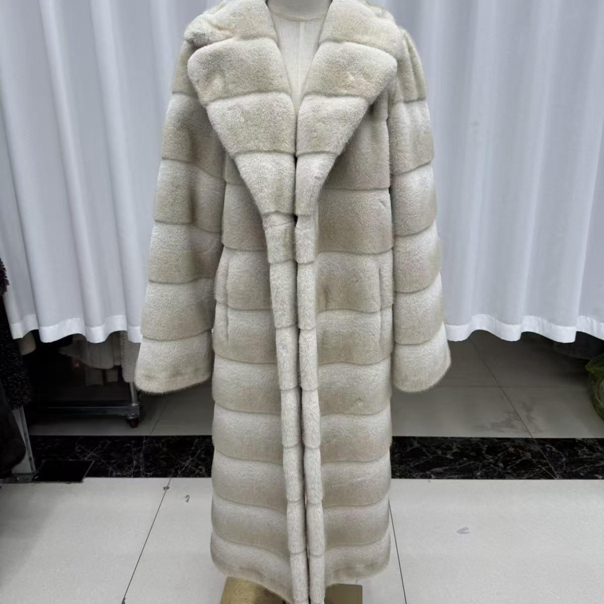 

Женское пальто из норки Пальто из норки Один размер Длинное One size fits all