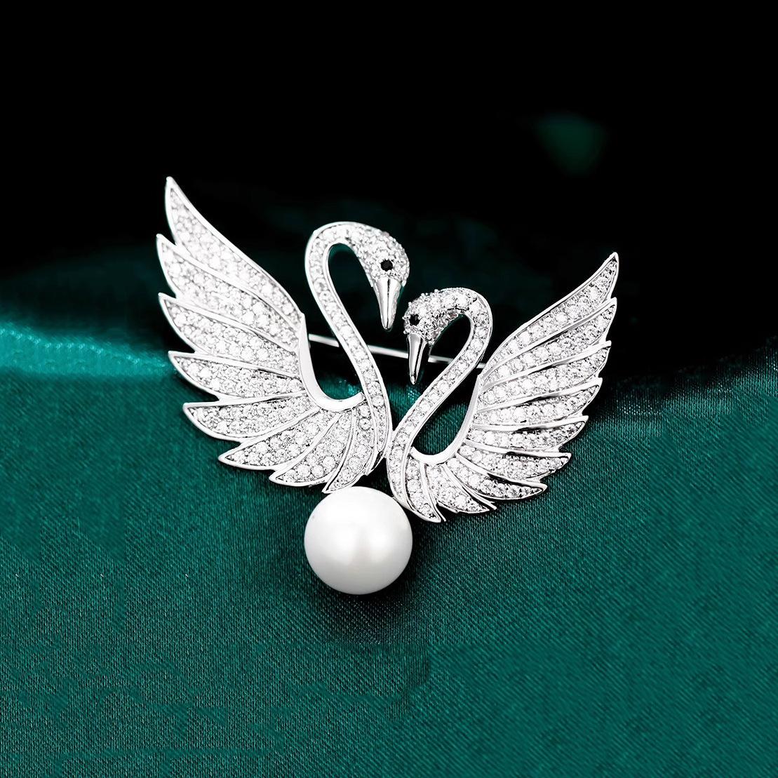 

Exquisite Full-diamond Double Swan Brooch for Women, Fashionable and Elegant Pearl Brooch Design, Suit Pin
