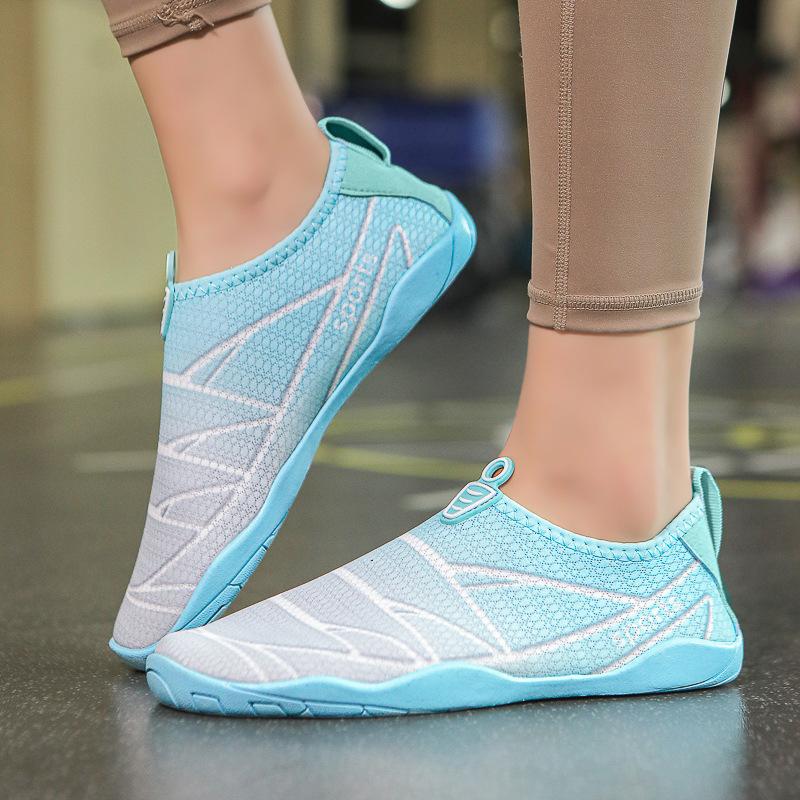 2025 summer new outdoor mountaineering swimming shoes men's wading shoes indoor fitness yoga women