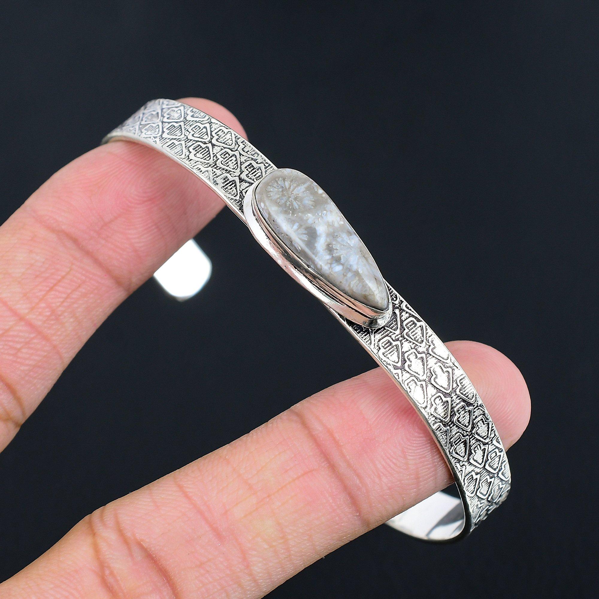 

Браслет-бенгл из стерлингового серебра 925 пробы с натуральным ископаемым кораллом и перламутром, чакра корня, груша Adjustable