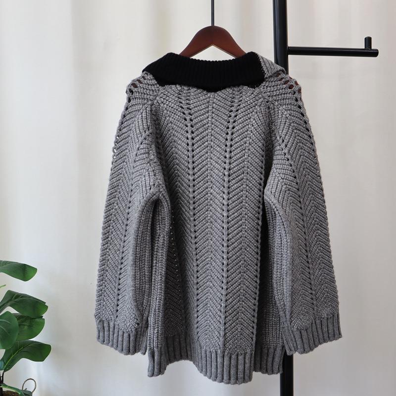 Autumn and Winter New Design Sense Contrasting Color Lapel Sweater Pullover Lazy Wind Loose Knitted Sweater Top Women