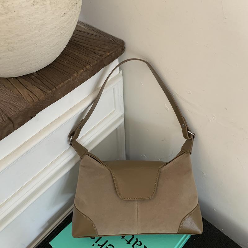 Suede Bag Women's 2025 New Trendy Autumn and Winter Retro Handbag Premium Texture Niche Shoulder Messenger Bag