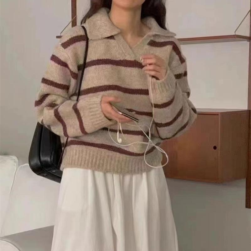 Autumn and Winter Foreign-style Retro Color Collision Striped Sweater Female Design Sense Long-sleeved Knitwear Tops Comfortable and Versatile