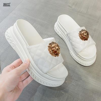New Women's Slipper Flat Bread Turtleneck Sandals Ve Rsatile Plus Size Beach Shoes Designer Outdoor Luxury Slipper