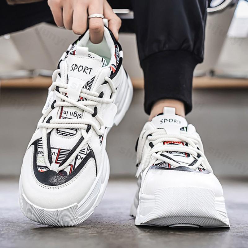 Atmungsaktive Freizeitschuhe 2026 Herbst Neu Herren Trendige Rutschfeste Plateau-Sneaker Komfort Höhensteigerung Schnürung Vulkanisierte Schuhe