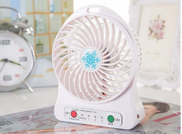 

Rechargeable USB Snowflake Fan with Night Light - Portable Mini Handheld or Desktop Use No battery белый