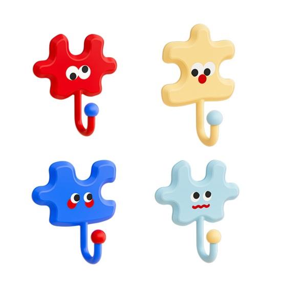 

4 шт. Мультяшные настенные крючки Самоклеящиеся водостойкие крючки для ванной Комнатные крючки в виде деталей пазла для прихожей, детской комнаты, спальни 4pcs