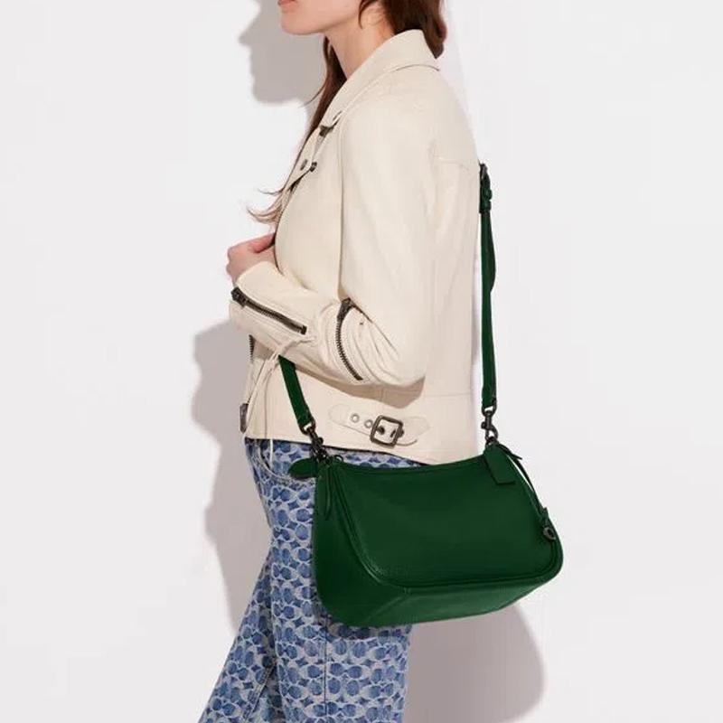 New COACH Cary Pebbled Leather Shoulder Bag, Handbag, Shoulder Bag Women's Deep Pine Green CC437-V5CZS