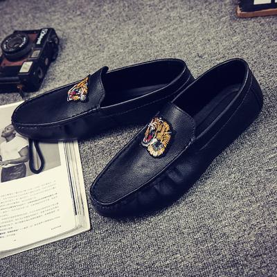Luxury Men's Loafers Fashion Designer Men Moccasins Korean Version Comfortable Flats Shoes High Quality Lightweight Casual Shoes