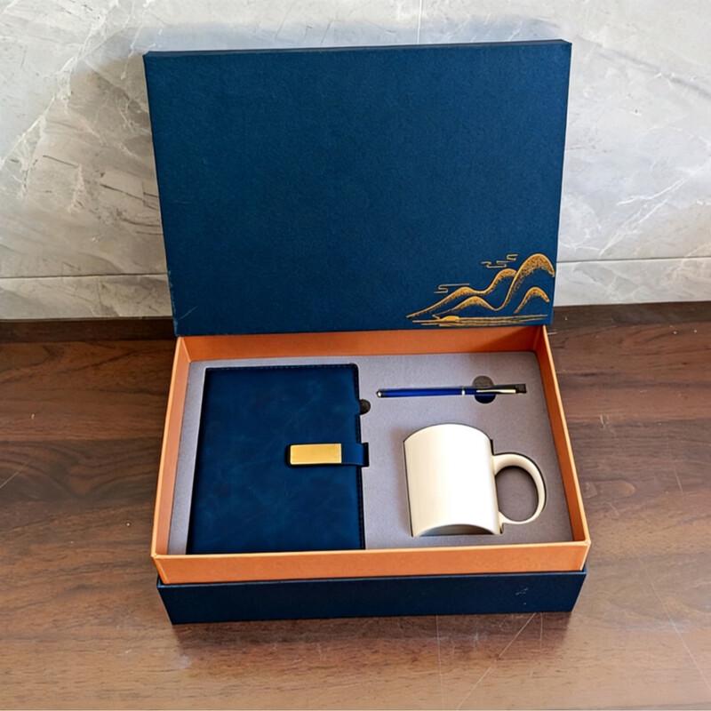 

Leilu Ceramic Mug & Notebook Gift Set