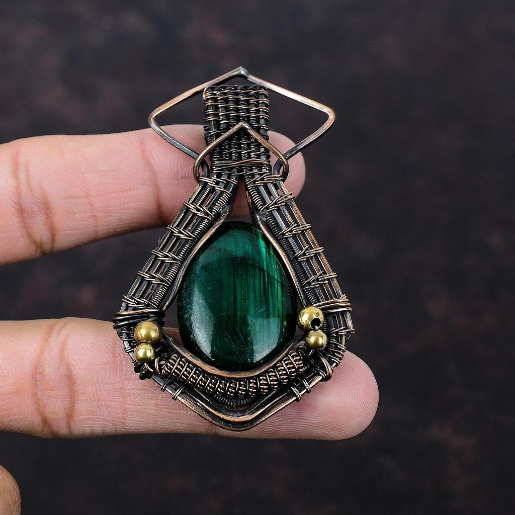 Green Fire Labradorite Gemstone Pendant Copper Wire Wrapped Pendant Handmade Copper Jewelry Latest Design Pendant Wire Wrap Jewelry For Gift