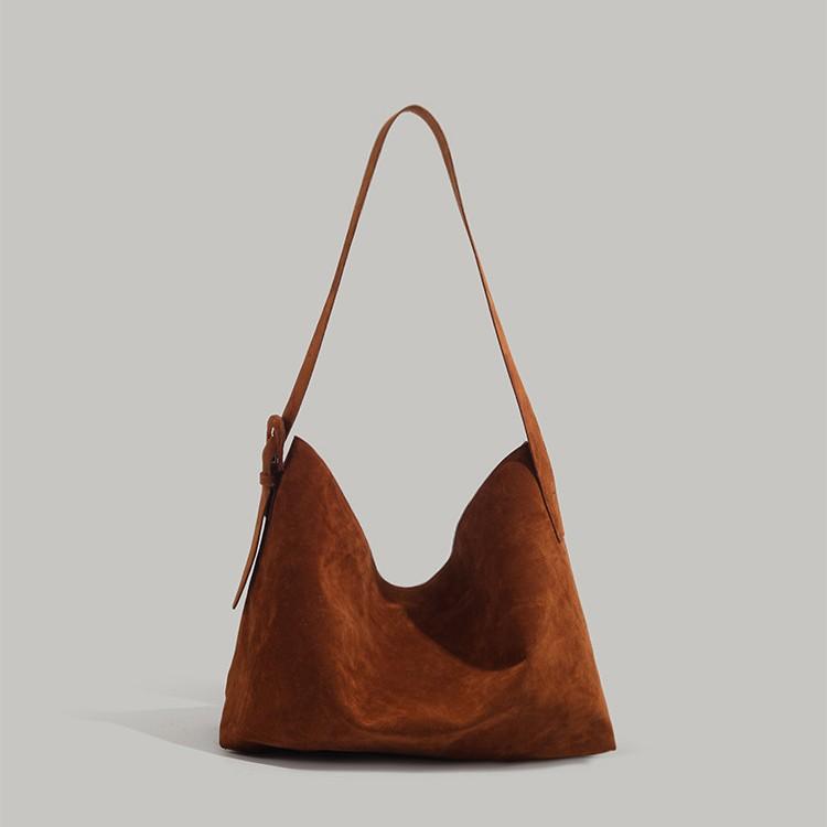 

Korean version 2025 new casual lazy style bag large capacity shoulder bag women s class commuting tote bag handbag коричневый