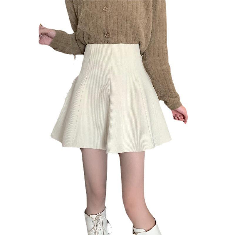 2025 Autumn/Winter Women's Corduroy High-Waisted A-Line Umbrella Skirt, Short Petite Style, Pair with Sweater
