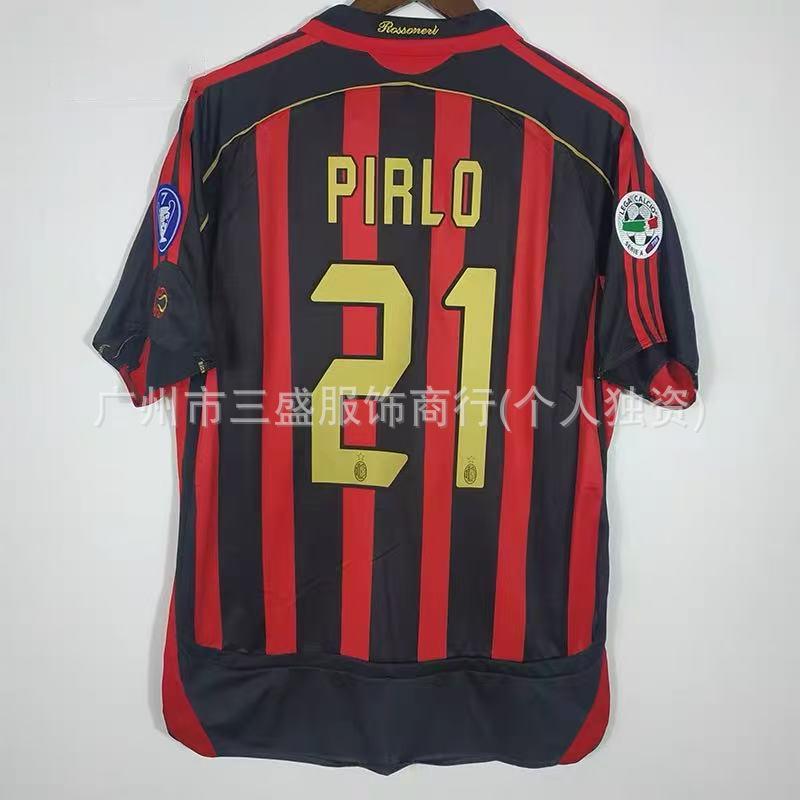 Wholesale sports outdoor retro series AC Milan jersey No. 22 Kaka No. 80 Ronaldinho same football jersey short sleeves
