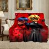 Coperta con Fantasia Coccinella, Coperta Accogliente per il Comfort in Tutte le Stagioni su Divani, Letti, Ufficio, Auto, Campeggio e Viaggi