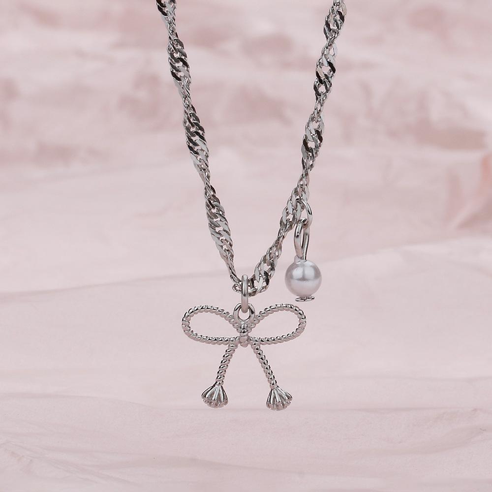 Hollow Pearl Bow Necklace Same Collarbone Chain Glitter Water Wave Chain Sweater Chain
