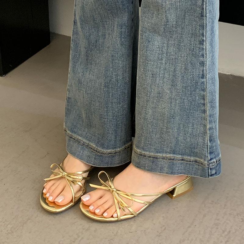Mode Sommar Vår Kvinnliga Tofflor Damer Låg Klack Tofflor Skor Mode Fjärilsknut Kvinnor Klacktofflor Sandaler Skor