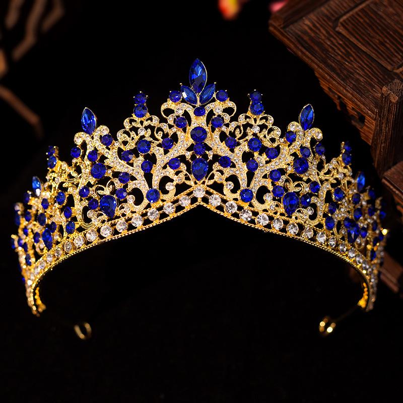 

Новая великолепная барочная ослепительная свадебная корона демонстрирует роскошь и аристократическую элегантность.