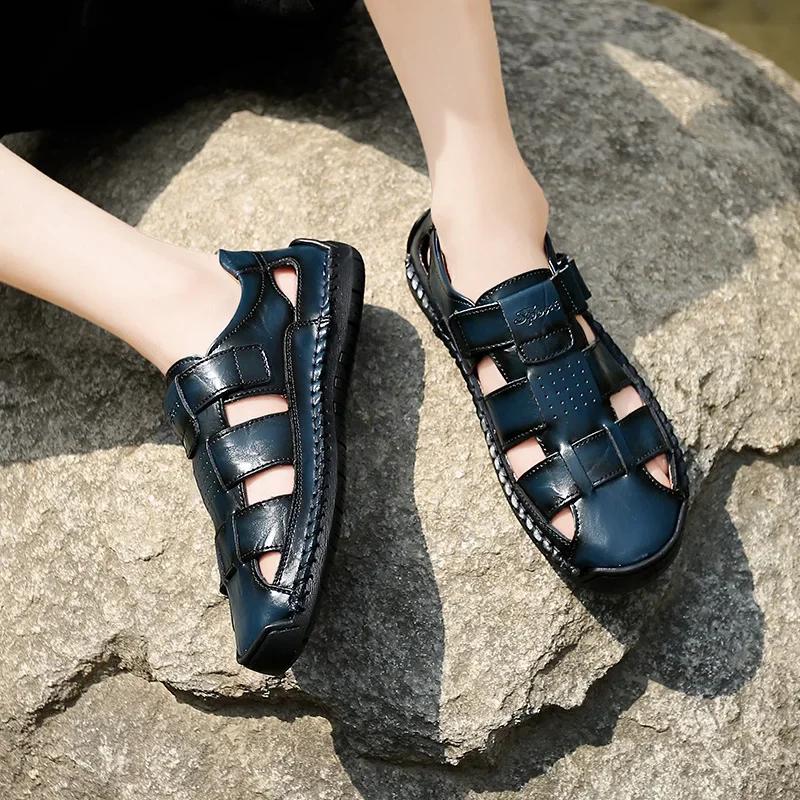 Fashion Men's Plus Size Beach Sandals Summer 2025 New Leather Retro Handmade Sandals Fashionable Casual Hollow Toe Sandals