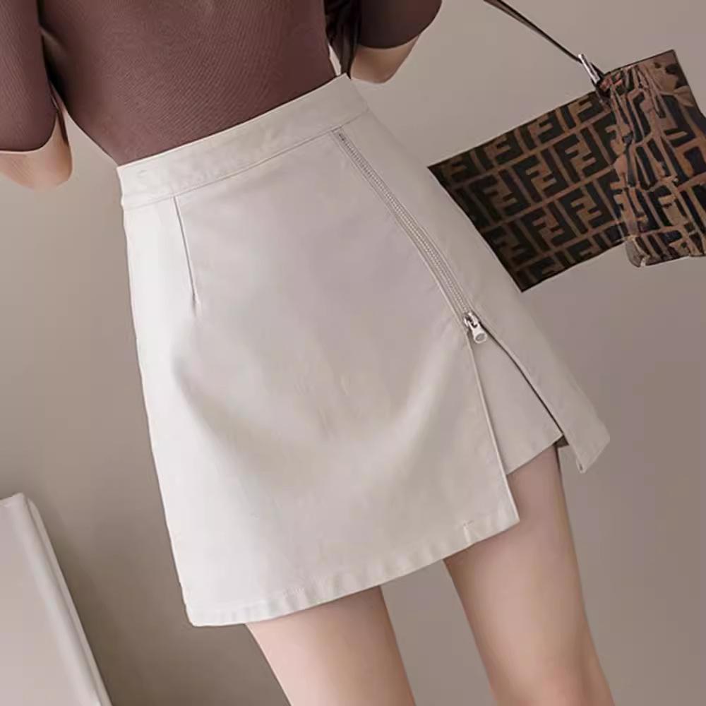 Autumn & Winter 2023 Black High Waist A-Line PU Leather Skirt with Slit