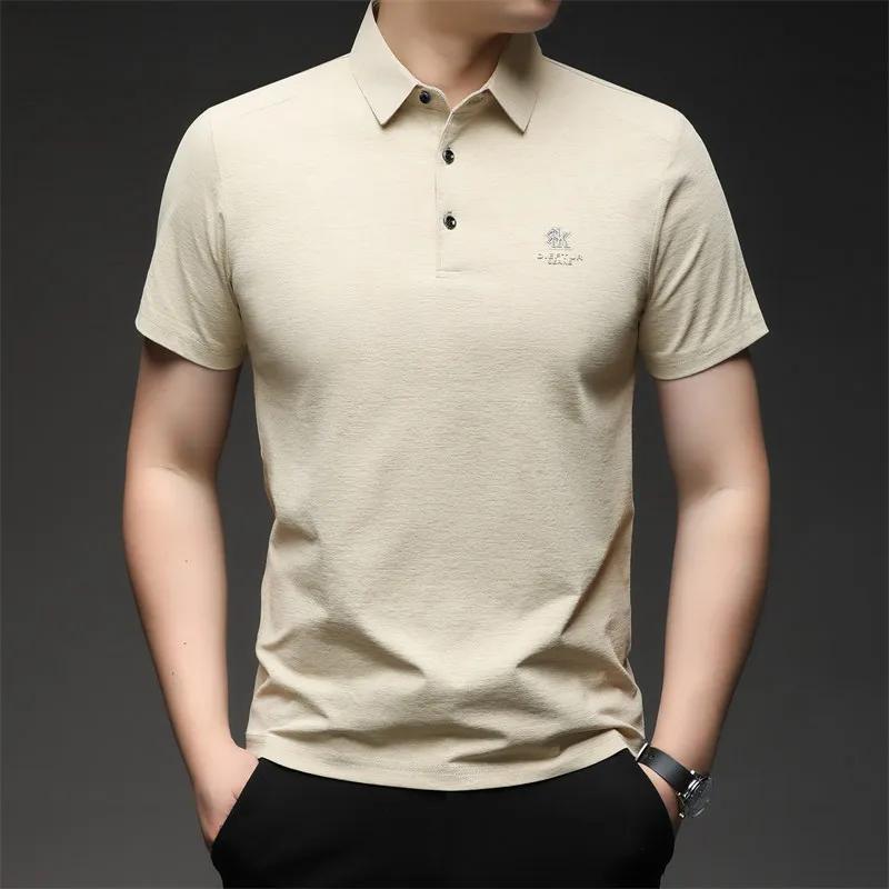 Neues Herren Business Casual Kurzarmhemd mit Abzeichen Einfarbiges Poloshirt Modisch Atmungsaktiv Bequem Vielseitiges Oberteil