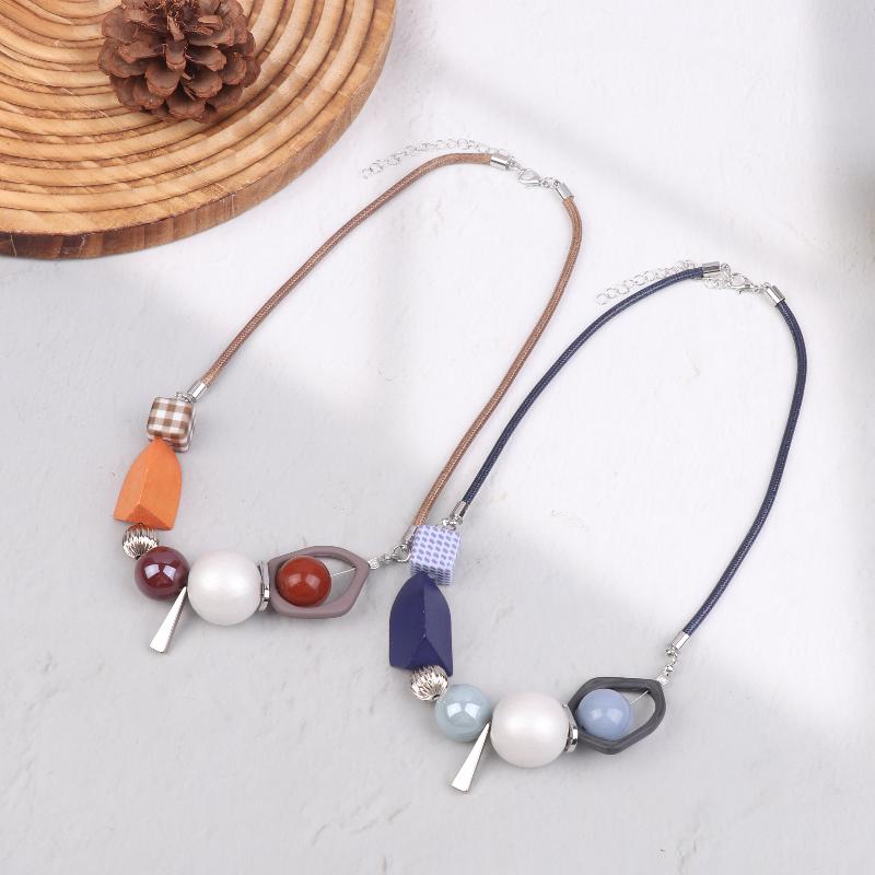 Beaded Geometric Short Sweater Chain Women Light Luxury Personalized Versatile Necklaces Fashion Jewelry Gift