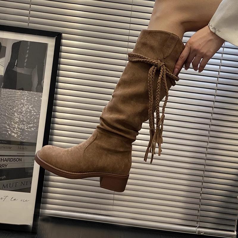 

Ретро круглый носок пустошь ветер бахрома рыцарские сапоги женские 2025 новые толстый каблук но колено тонкие сапоги-чулки 43