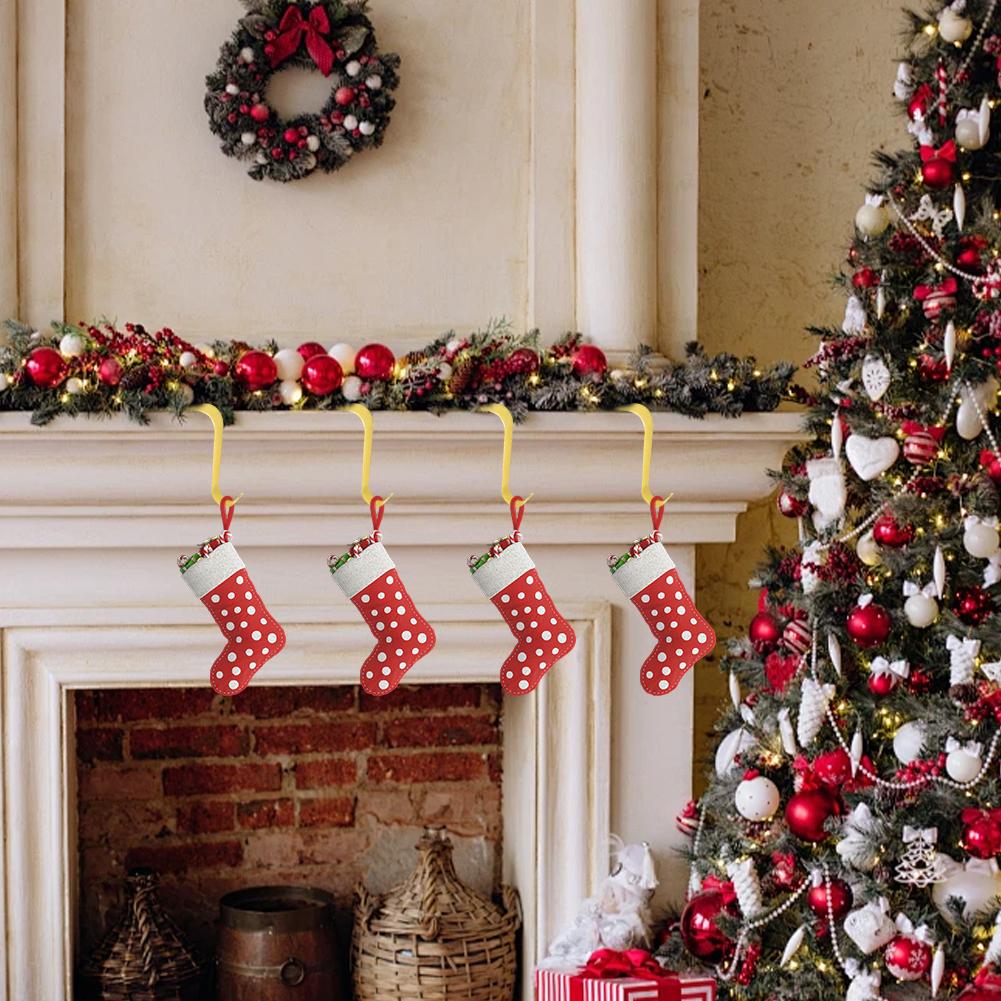 Metalowe Haczyki Uchwyty na Skarpety Świąteczne Wieszak na Skarpety na Kominek Haczyki Wisiorki na Skarpety Wielokrotnego Użytku do Dekoracji Domu na Imprezę Świąteczną