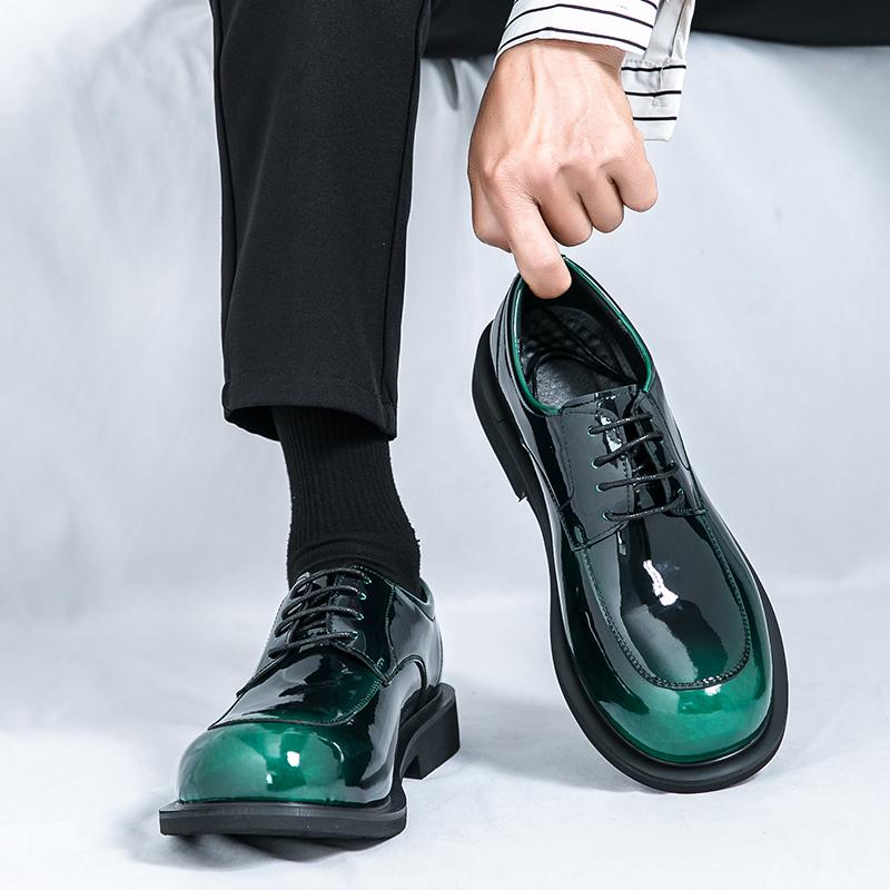 Fashion Mens Casual Leather Shoes Fashion British Trend Designer Derby Shoes Business Dress Shoes for Male Patent Leather Wedding Shoes