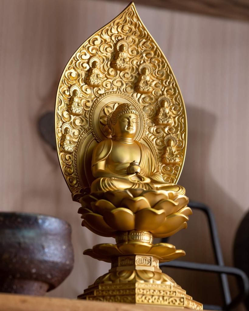 Sitzender Yakushi Nyorai Buddha 18cm Shuun Rinzai Takaoka Bronzeguss Nyorai Statue, (vergoldet/24k Gold), Bildhauer Makita, Modell „Tendai, Shingon,